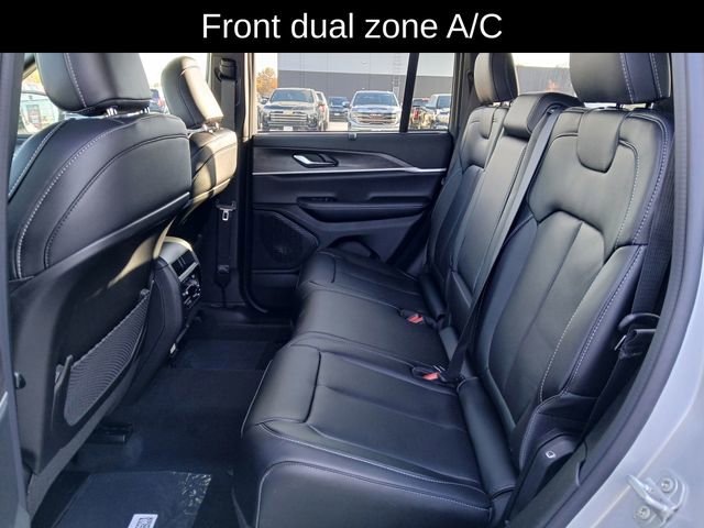 New 2025 Jeep Grand Cherokee Limited image 13