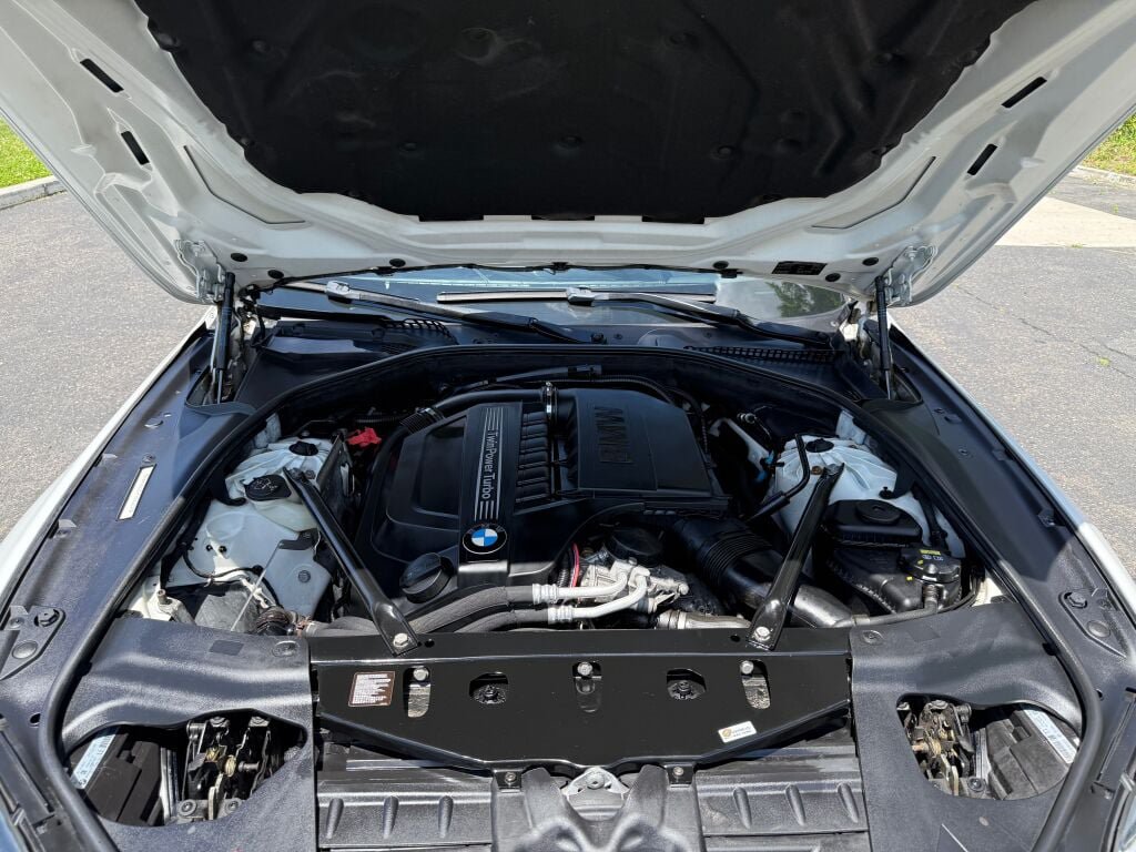 Used 2015 BMW 640i Gran Coupe xDrive AWD/4WD image 32