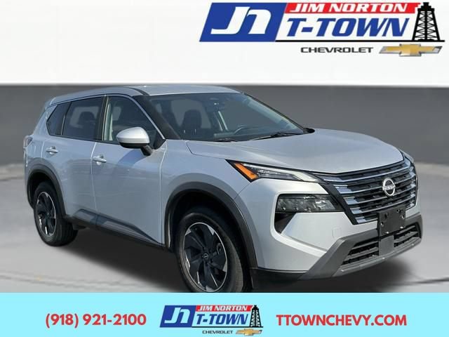 Used 2025 Nissan Rogue SV FWD 360° Tour