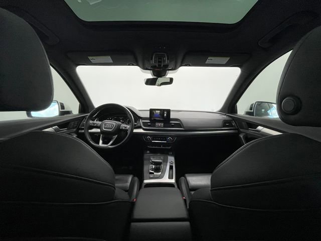 Used 2020 Audi Q5 2.0T Premium w/ Titanium Sport Package image 20