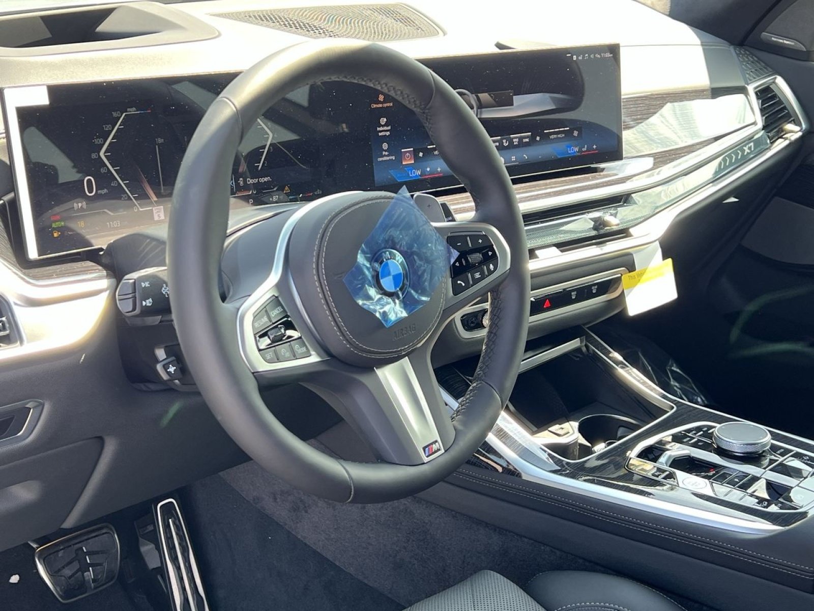 New 2027 BMW X7 xDrive40i w/ M Sport Package AWD/4WD image 13