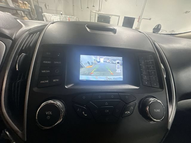 Used 2018 Ford Edge SEL FWD image 29