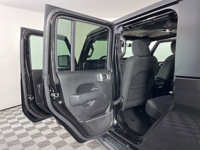 Used 2022 Jeep Gladiator Sport image 37