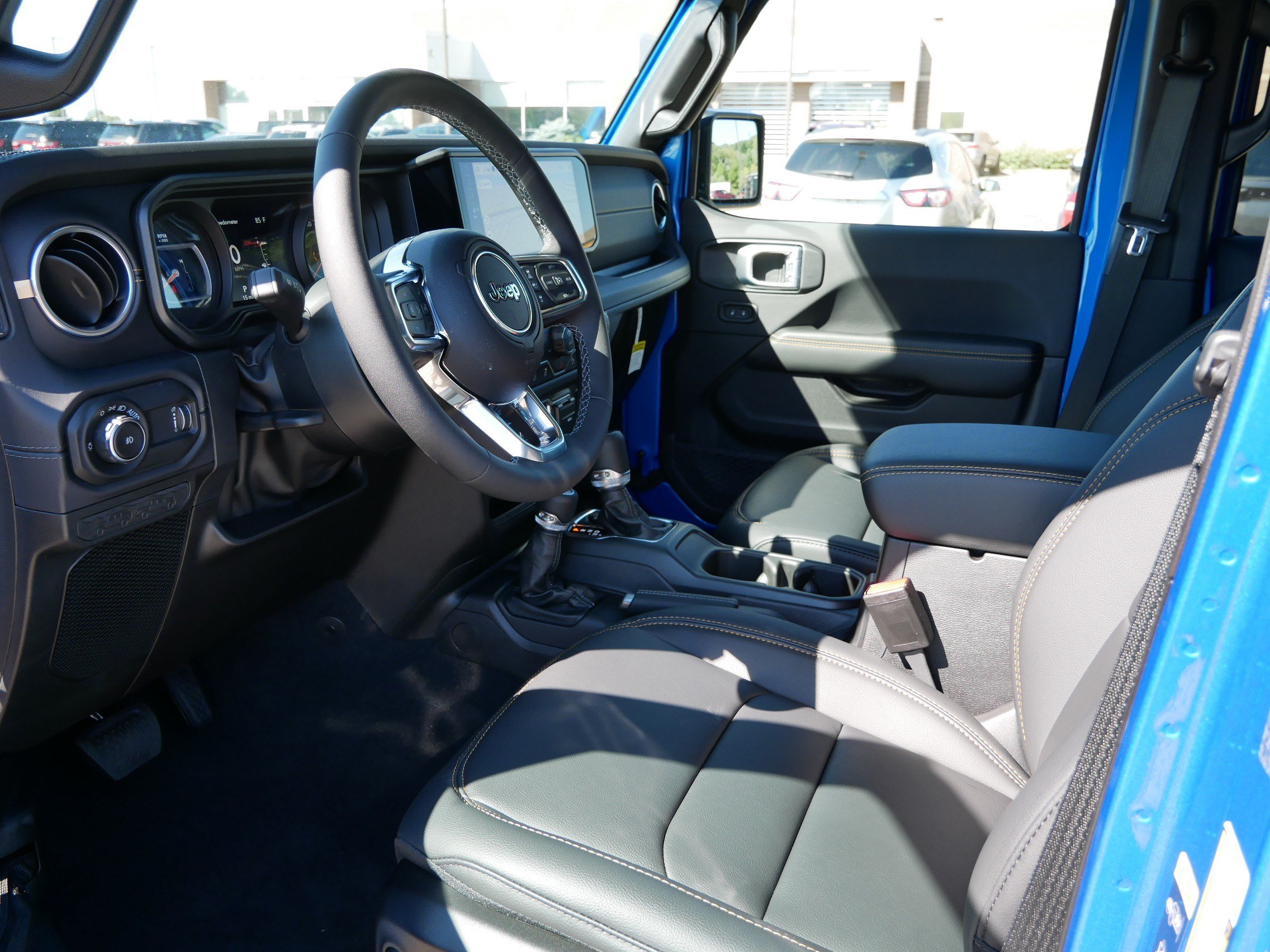 New 2027 Jeep Wrangler Unlimited Sahara AWD/4WD image 7