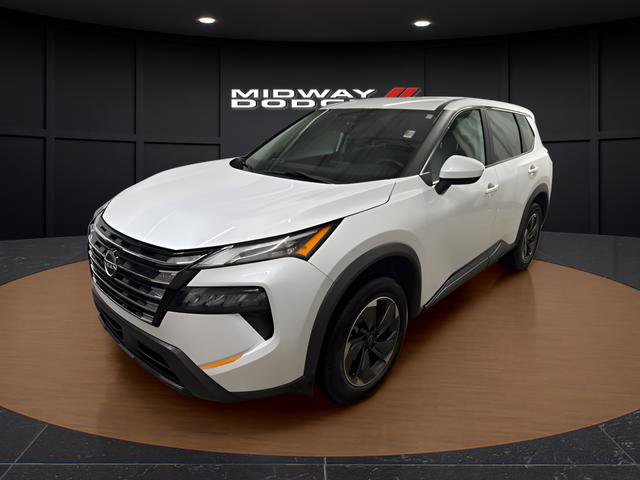 Used 2024 Nissan Rogue SV FWD image 2