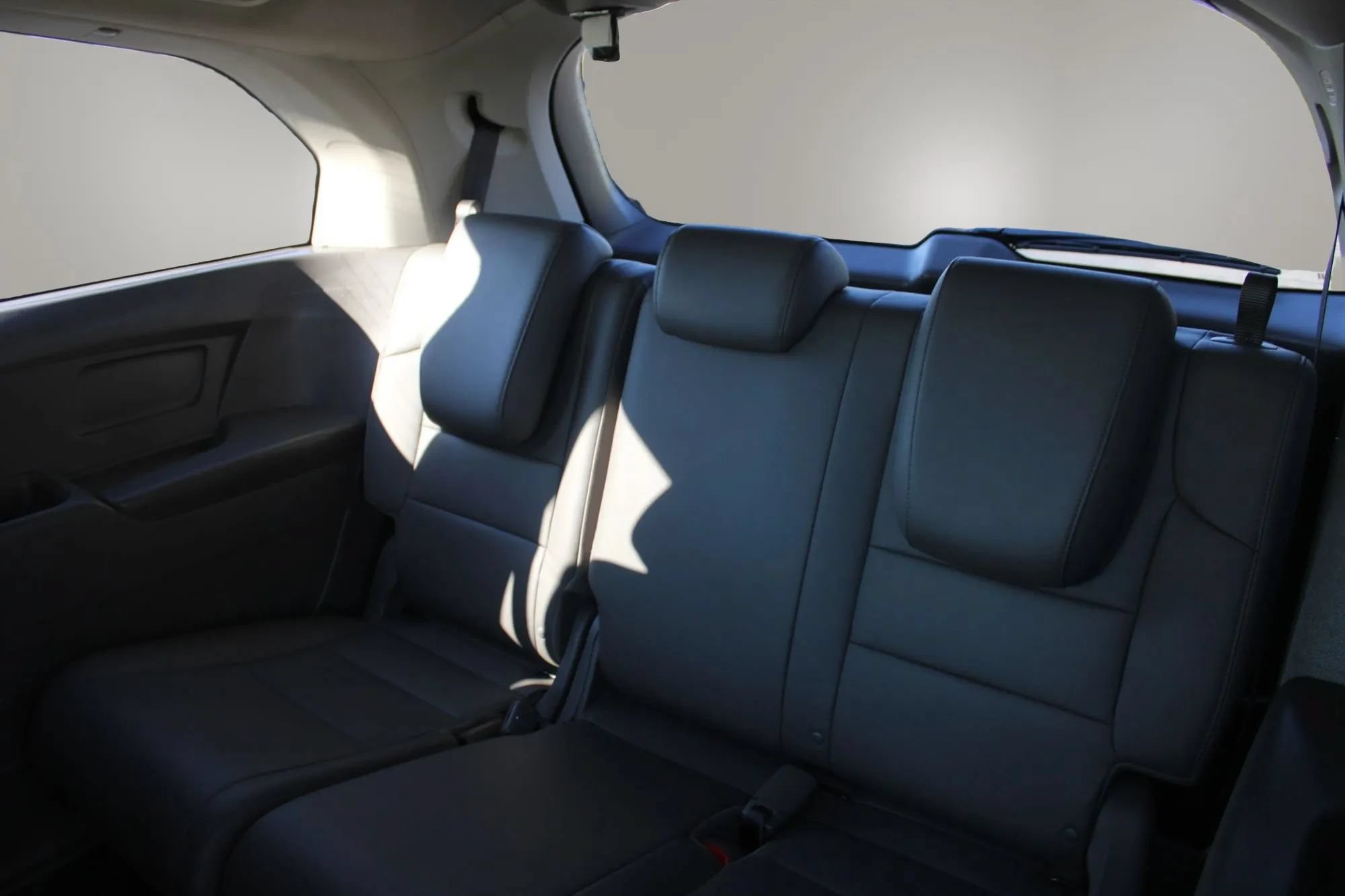 Used 2015 Honda Odyssey EX-L image 18