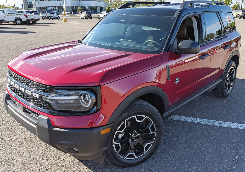 Certified 2026 Ford Bronco Sport Outer Banks AWD/4WD image 6
