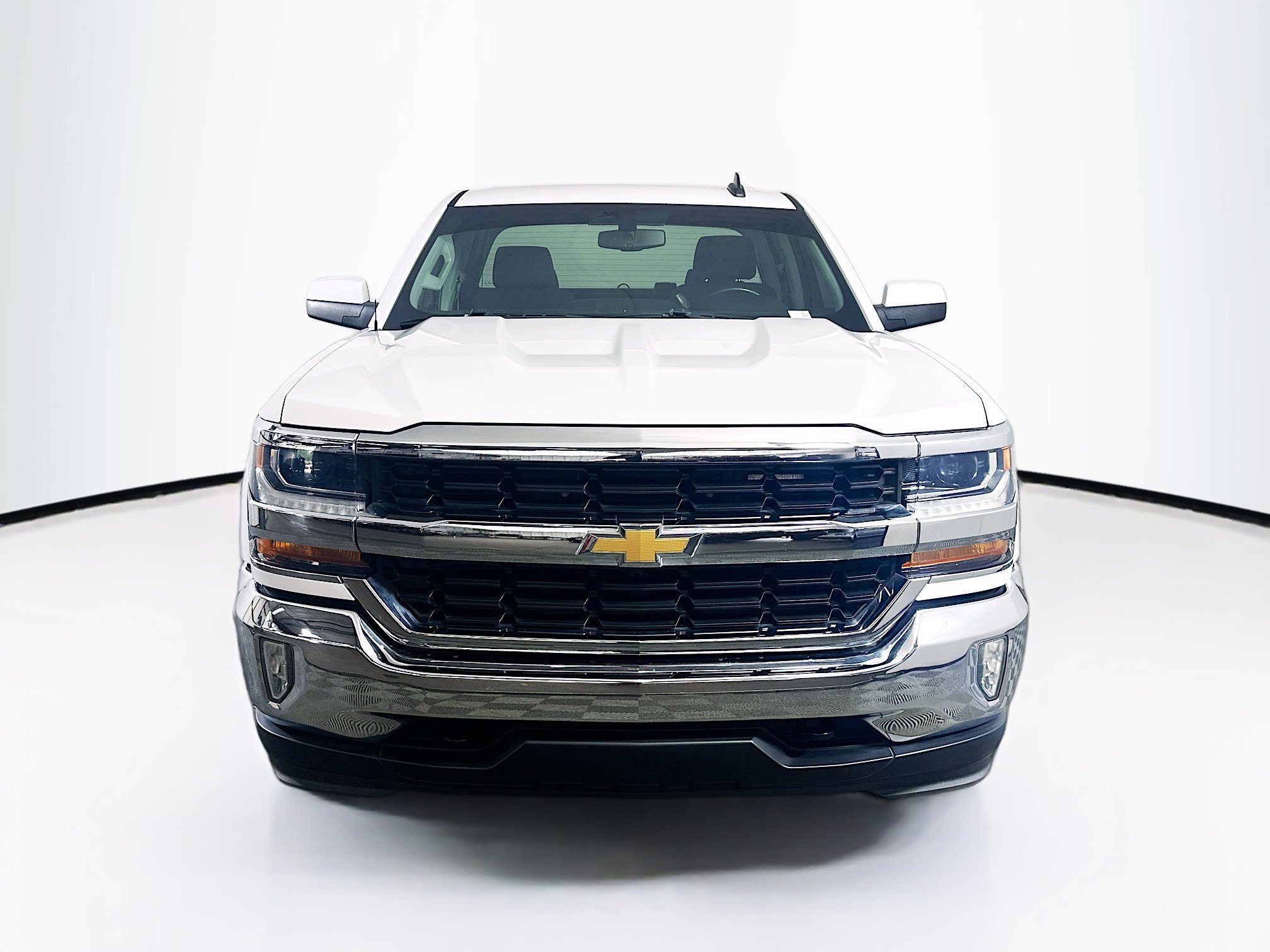 Used 2019 Chevrolet Silverado 1500 LT w/ All Star Edition AWD/4WD image 2