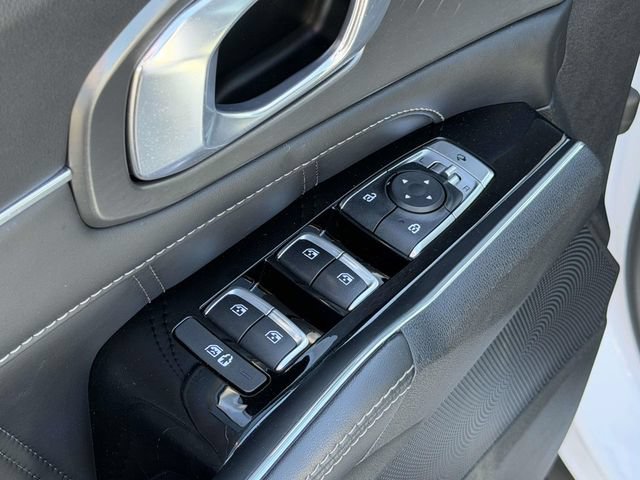 Used 2023 Kia Sorento SX AWD/4WD image 7