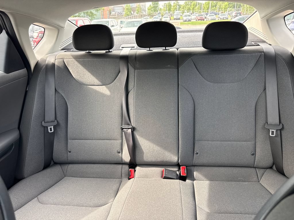 Used 2025 Kia K4 FWD image 41
