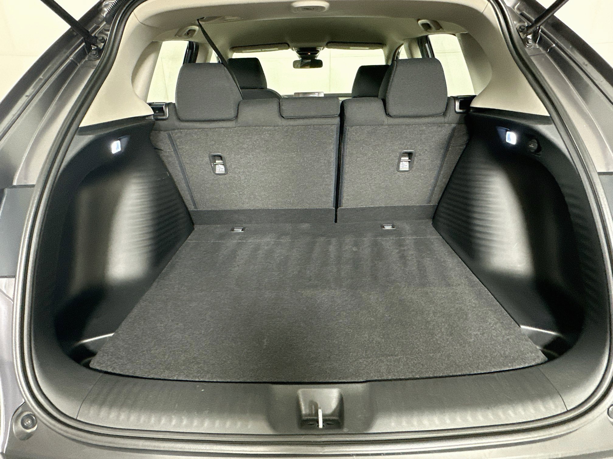Used 2025 Honda HR-V LX image 26