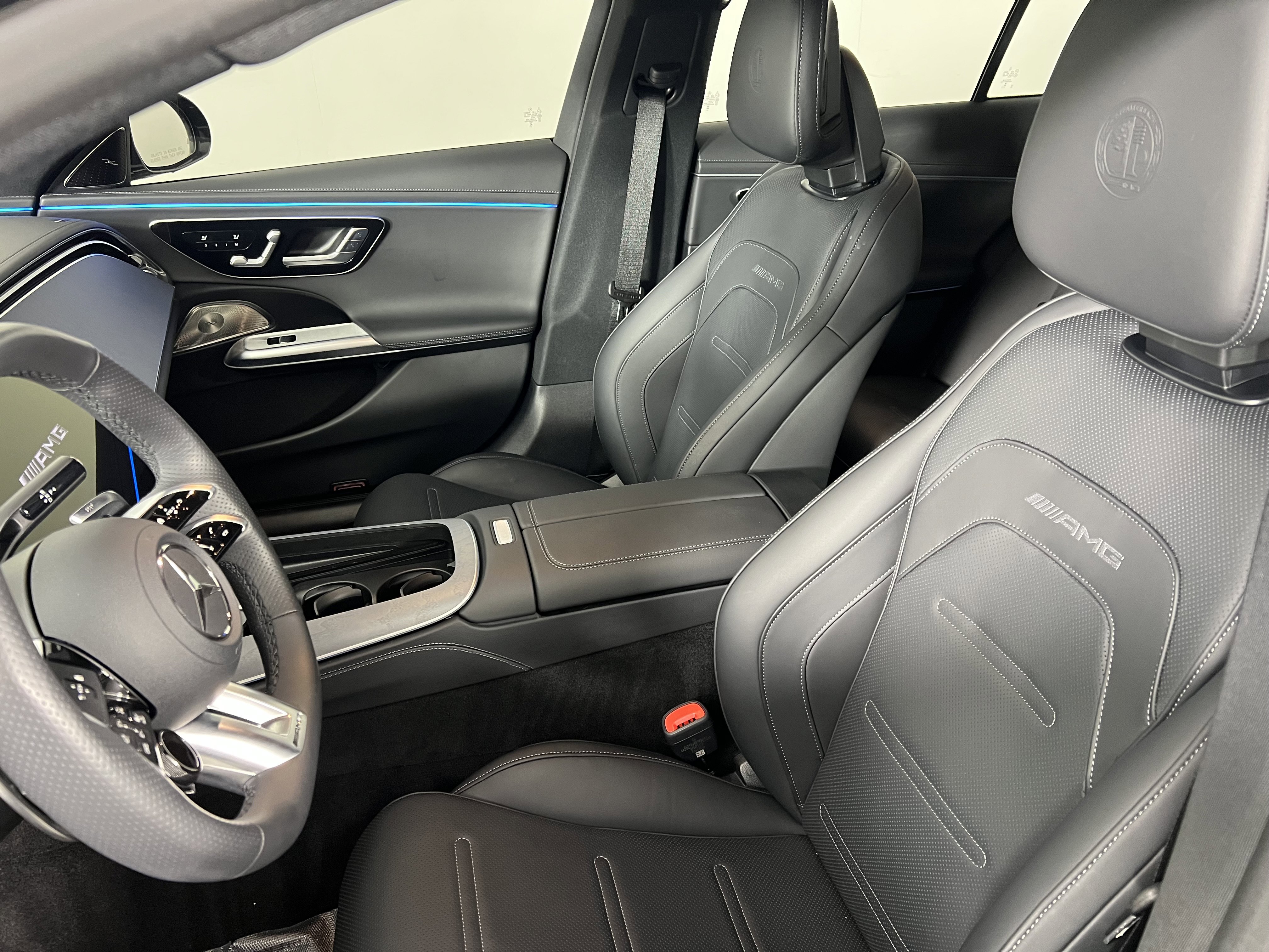 Used 2025 Mercedes-Benz E 53 AMG e 4MATIC Sedan image 16