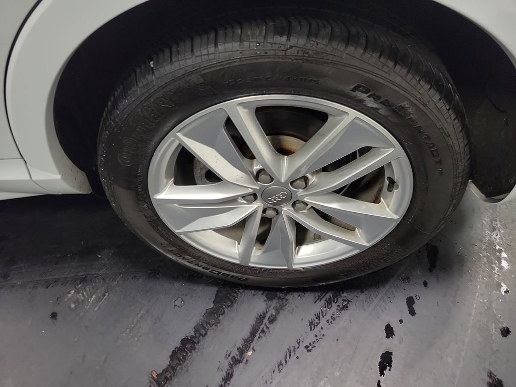 Used 2018 Audi Q3 2.0T Premium Plus w/ Premium Plus Package image 11