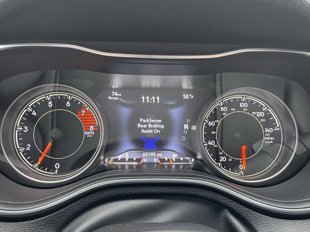 Used 2020 Jeep Cherokee Limited image 41