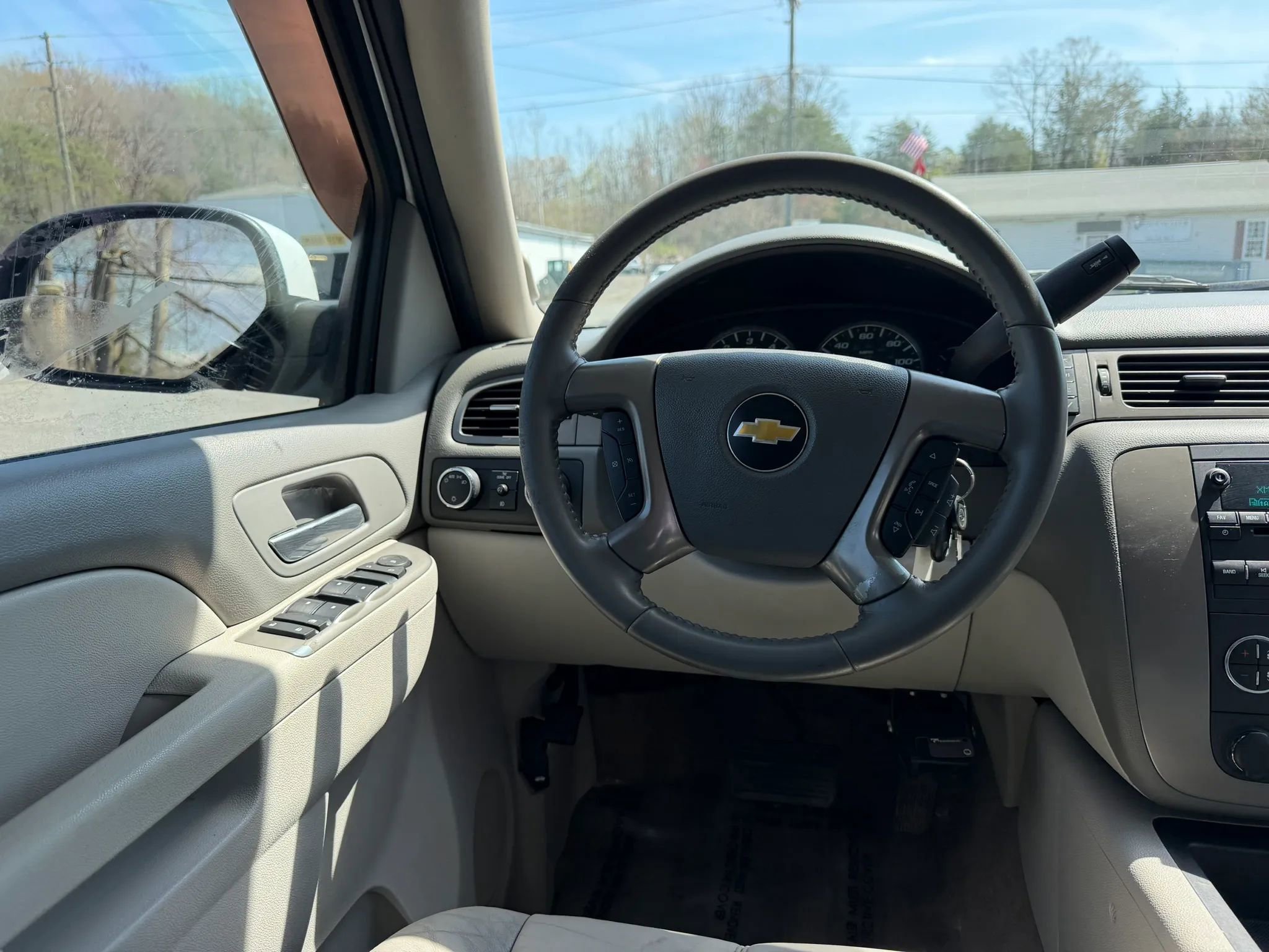 Used 2011 Chevrolet Avalanche LT w/ Suspension Package, Off-Road image 30