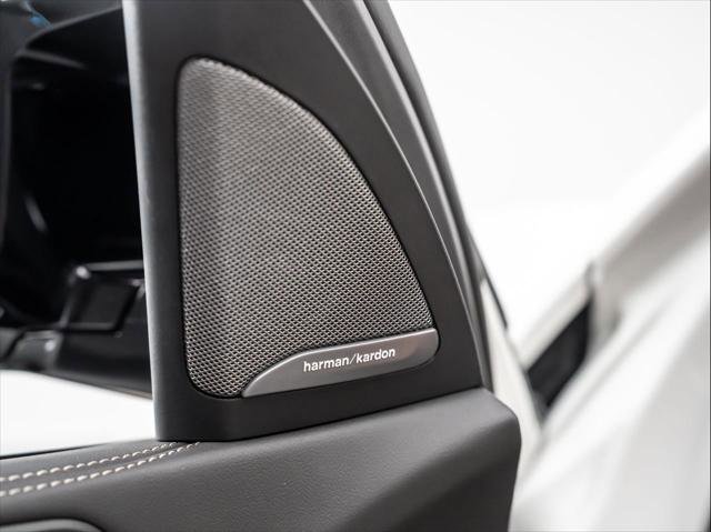 Used 2025 BMW X5 M60i w/ Executive Package image 27