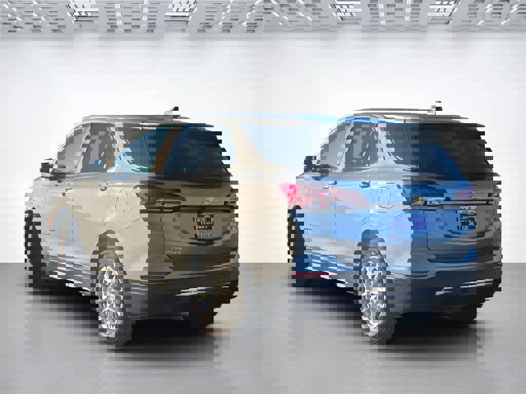 Used 2023 Chevrolet Equinox LT image 4