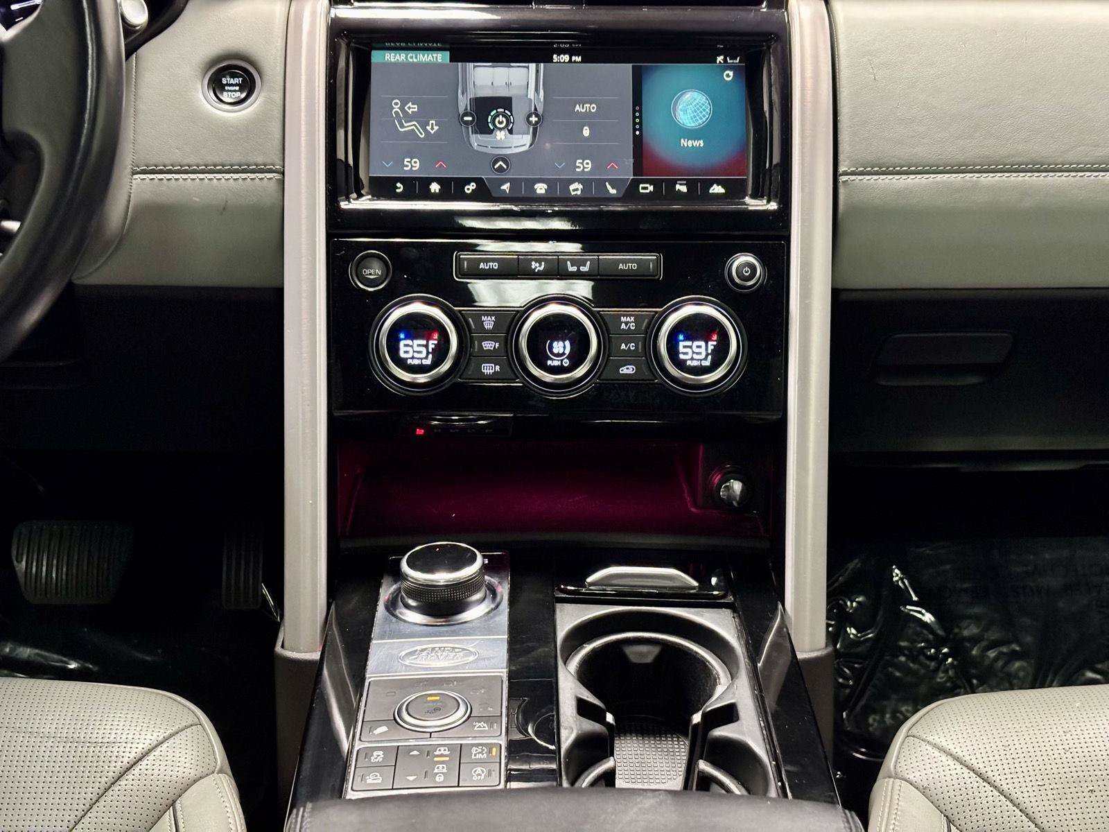 Used 2017 Land Rover Discovery HSE Luxury AWD/4WD image 34