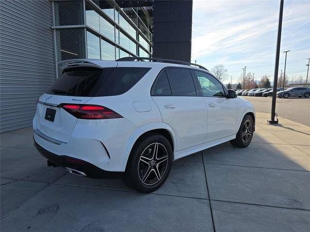 Certified 2025 Mercedes-Benz GLE 450 4MATIC image 3