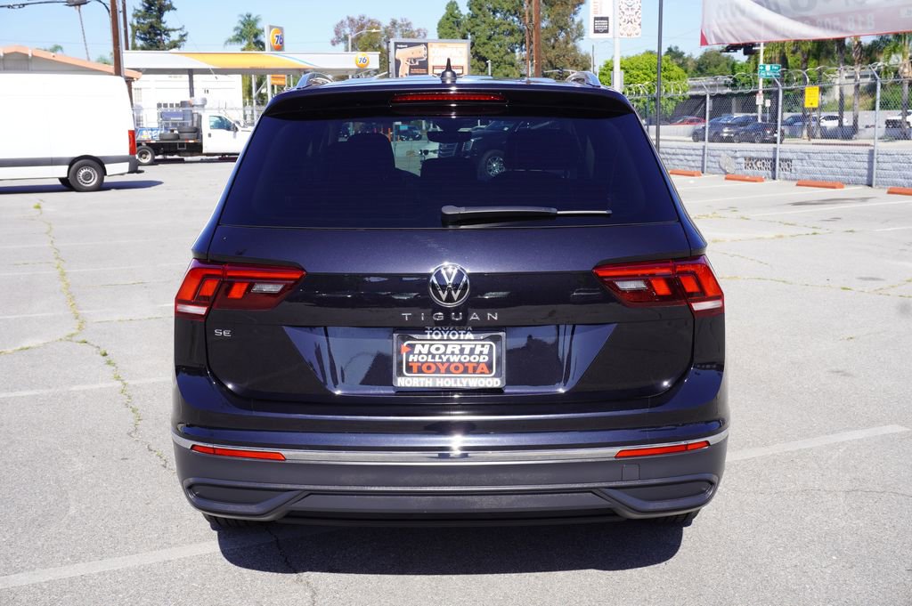 Used 2023 Volkswagen Tiguan SE image 6