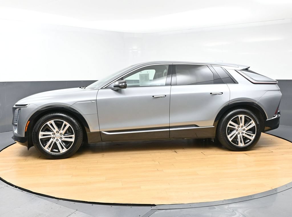 Used 2024 Cadillac Lyriq Tech RWD image 52