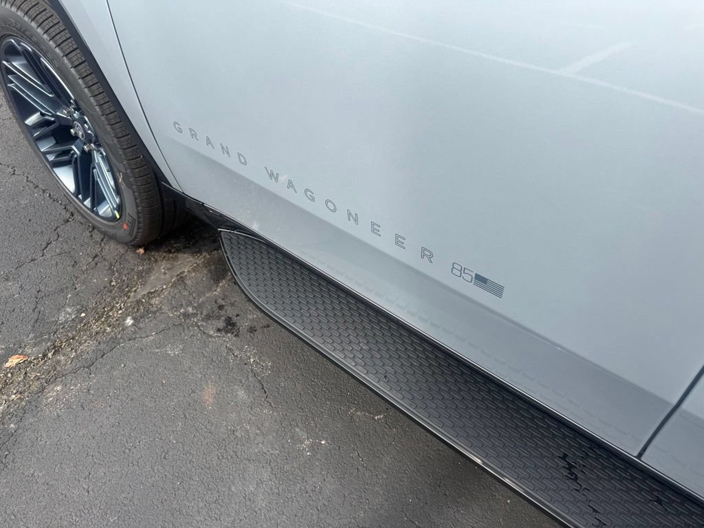 New 2026 Jeep Grand Wagoneer 4WD image 11