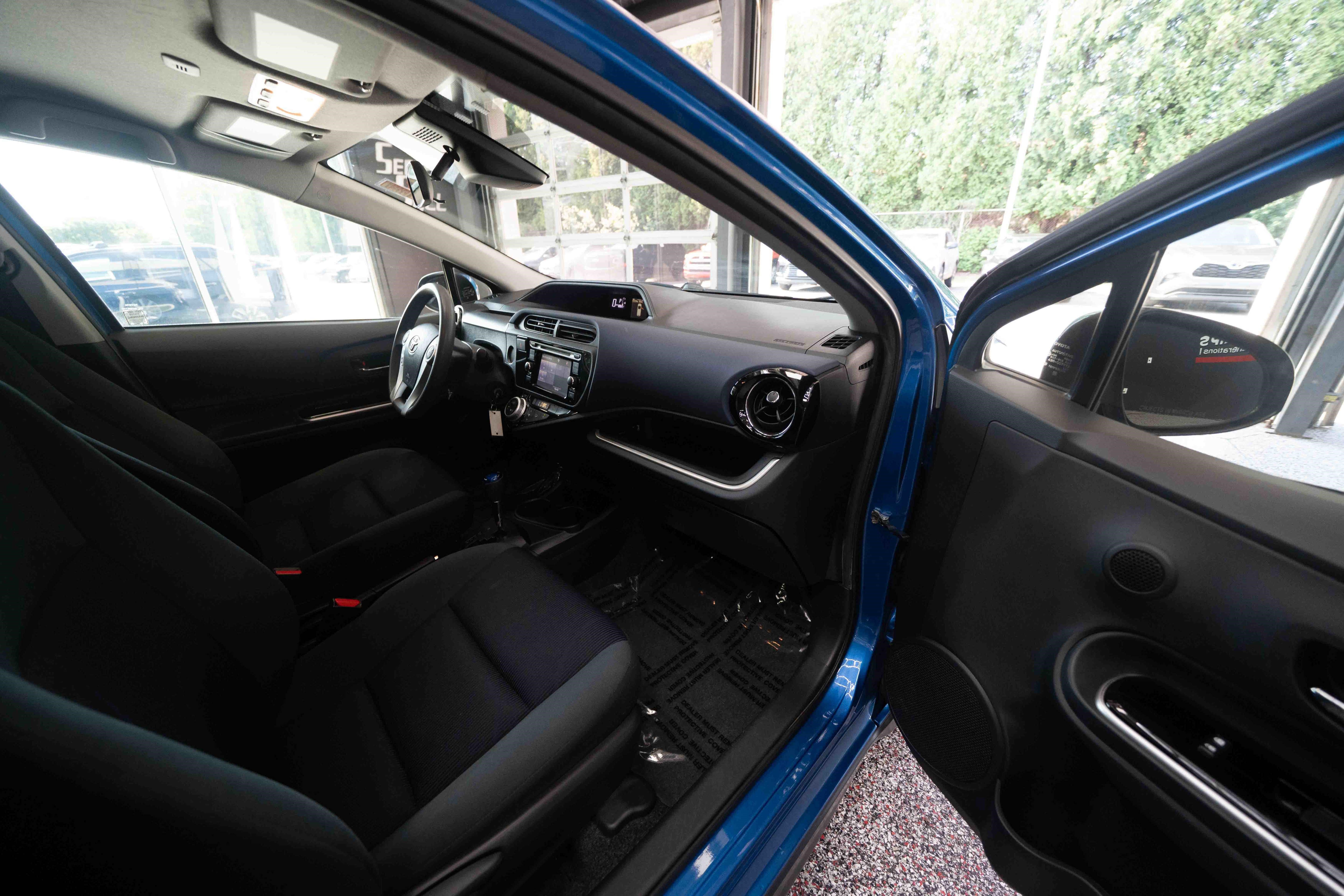 Used 2017 Toyota Prius C Two FWD image 24
