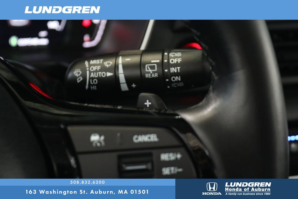 Used 2025 Honda Pilot Elite image 23