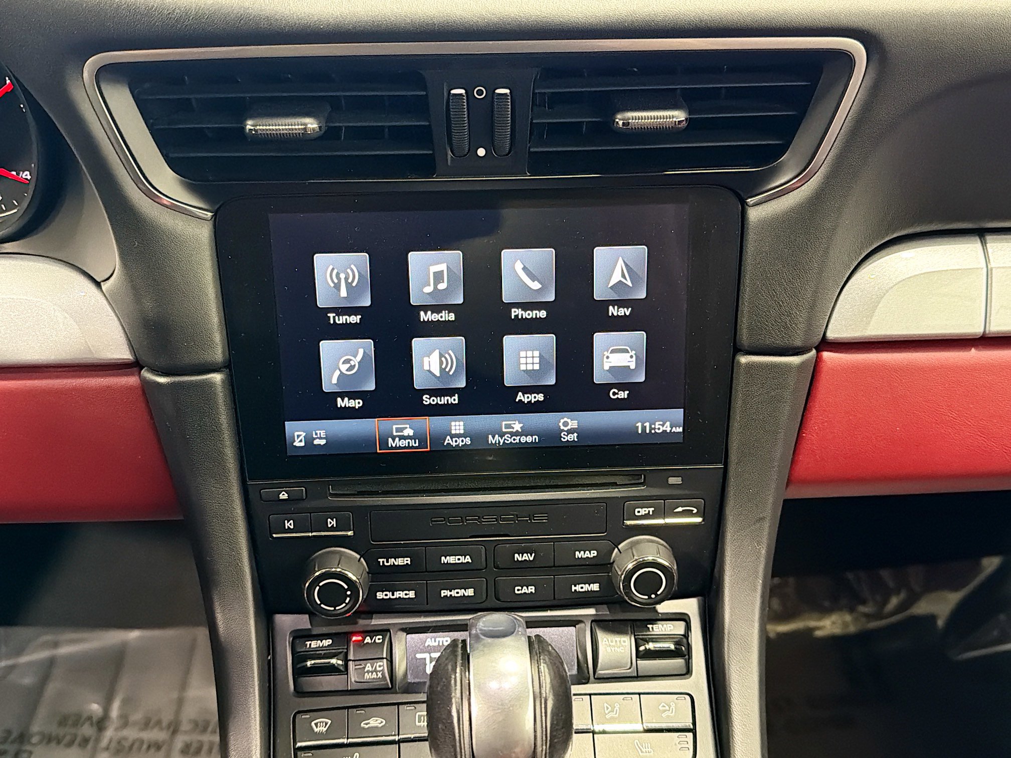 Used 2018 Porsche 911 Turbo S image 26