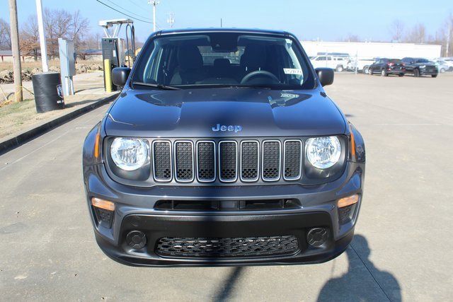 Used 2023 Jeep Renegade Latitude image 7