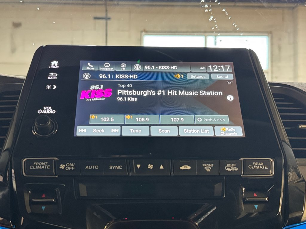 Used 2023 Honda Odyssey Touring image 17