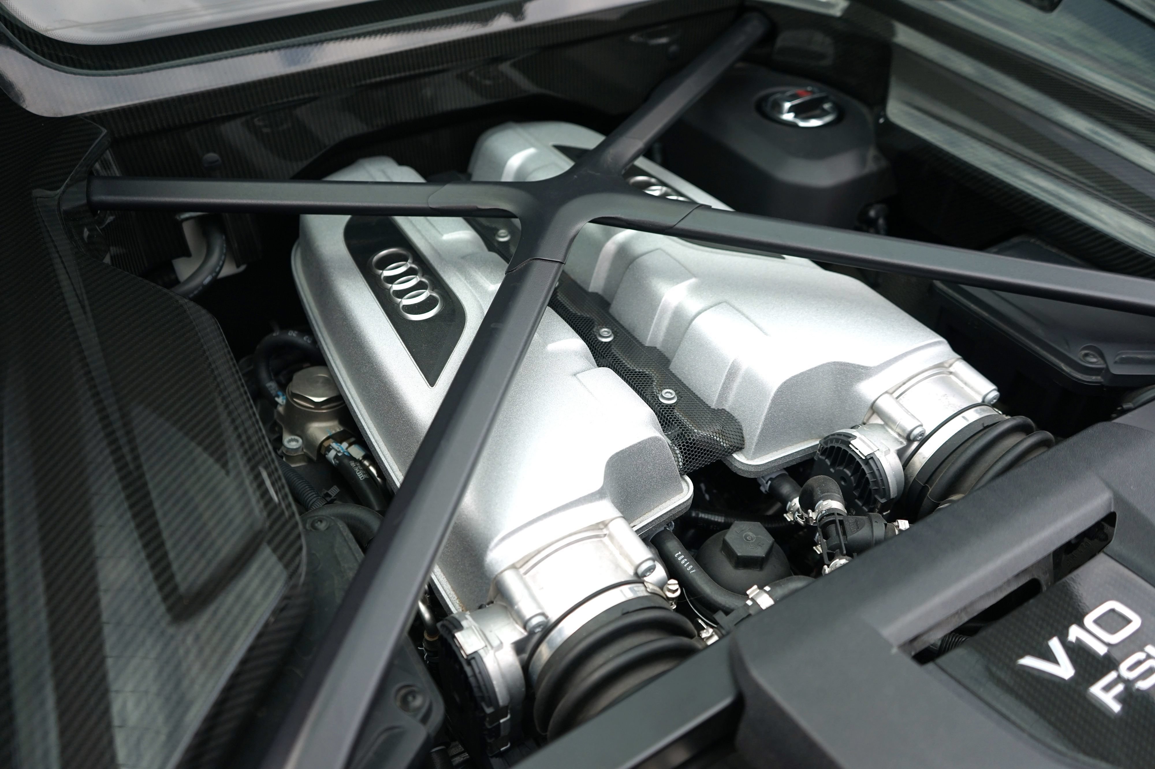 Used 2018 Audi R8 V10 plus AWD/4WD image 38