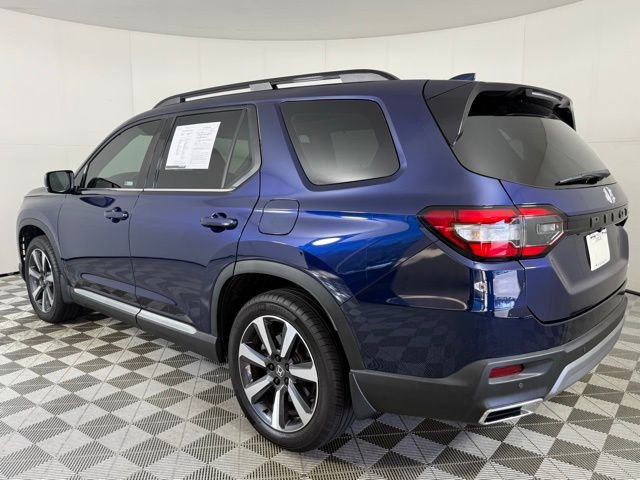 Used 2025 Honda Pilot Touring image 6