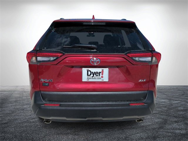 Used 2021 Toyota RAV4 XLE image 5