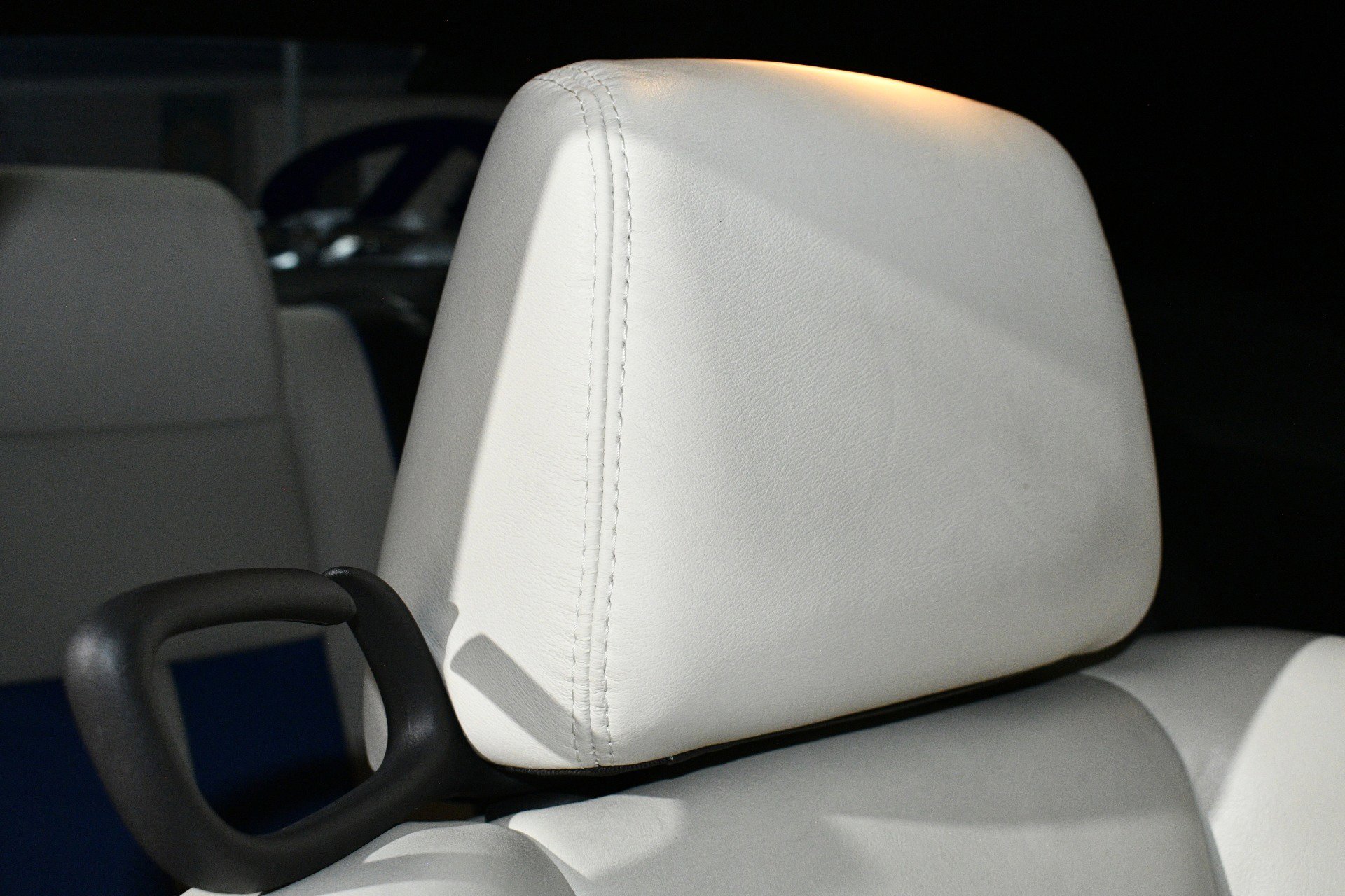 Used 2011 Dodge Challenger SRT8 w/ SRT Option Group II image 10