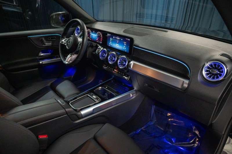 Certified 2024 Mercedes-Benz GLB 250 4MATIC image 15