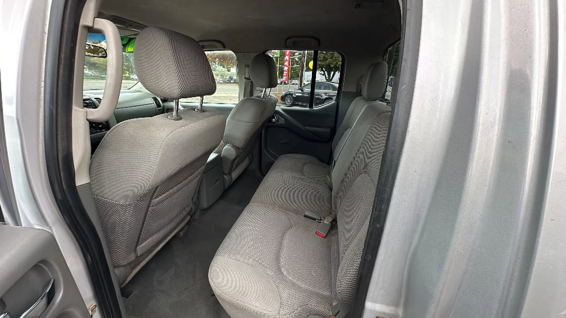 Used 2008 Nissan Frontier SE w/ Tow Hitch Pkg image 10