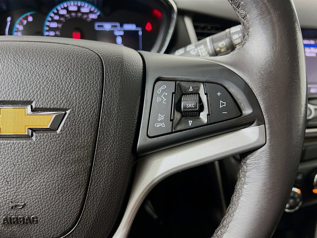 Used 2022 Chevrolet Trax LT w/ Driver Confidence Package AWD/4WD image 31