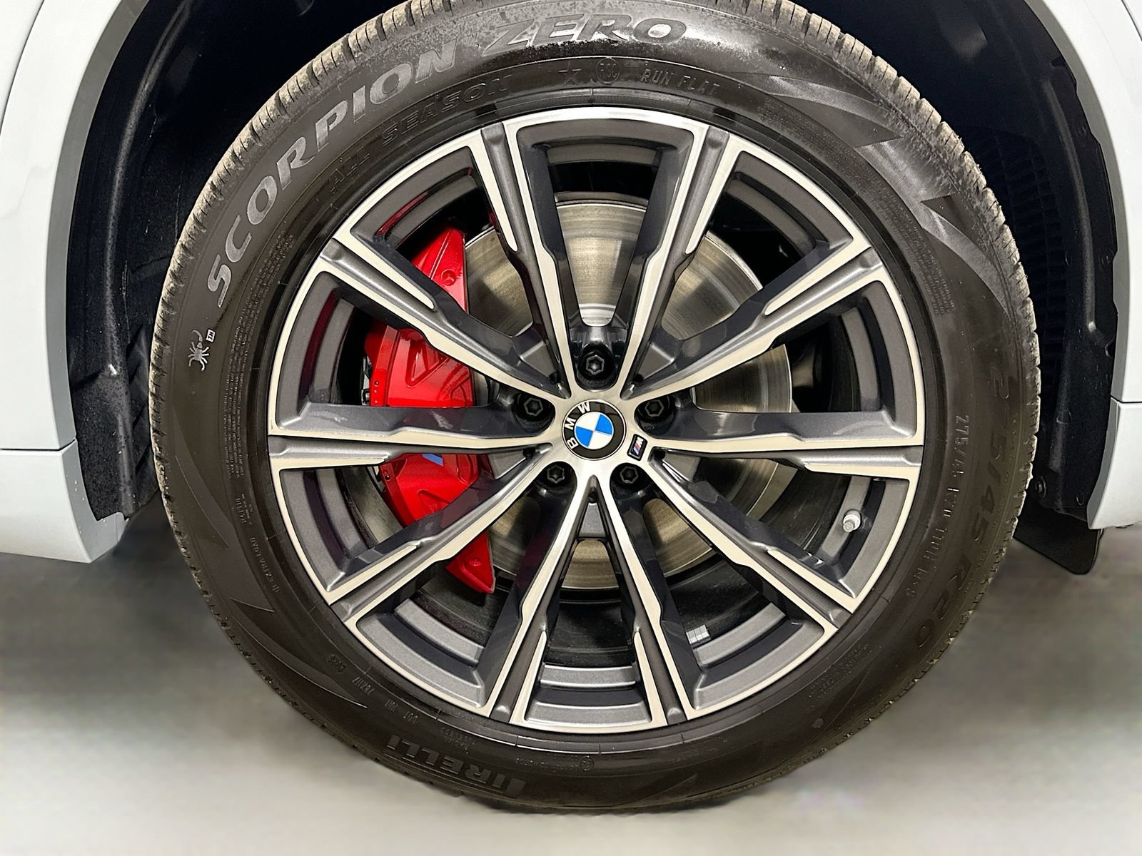 New 2026 BMW X5 xDrive40i w/ Executive Package AWD/4WD image 10