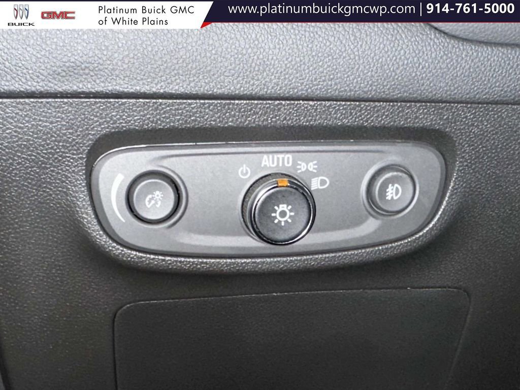 Used 2022 Buick Encore GX Essence w/ Advanced Technology Package image 24