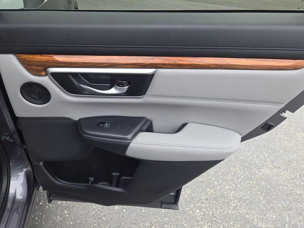Used 2022 Honda CR-V EX-L image 9