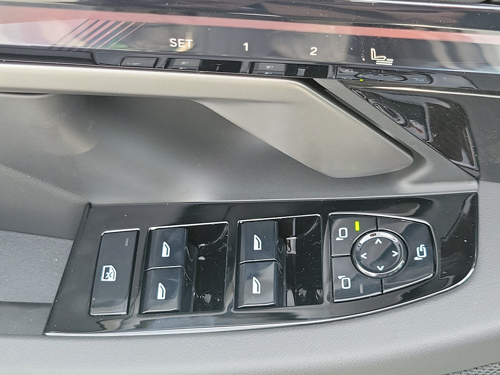 New 2026 BMW i5 M60 w/ Convenience Package RWD image 21