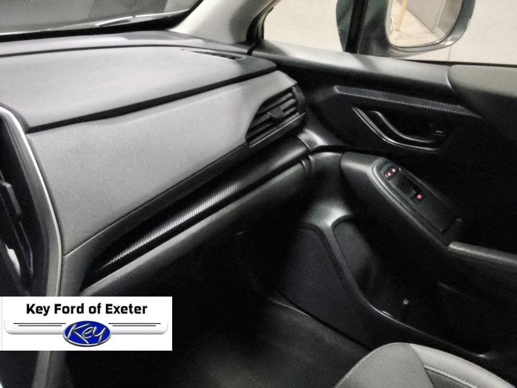 Used 2025 Subaru Crosstrek 2.5i Premium AWD/4WD image 37