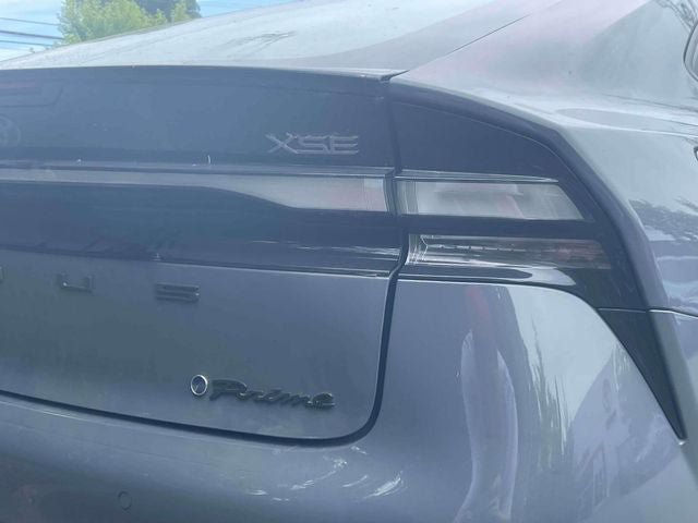 Used 2023 Toyota Prius Prime FWD image 12