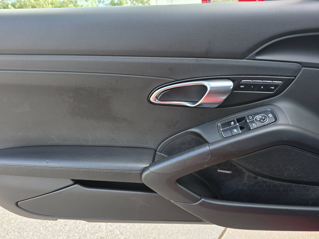 Used 2021 Porsche 718 Cayman S RWD image 18