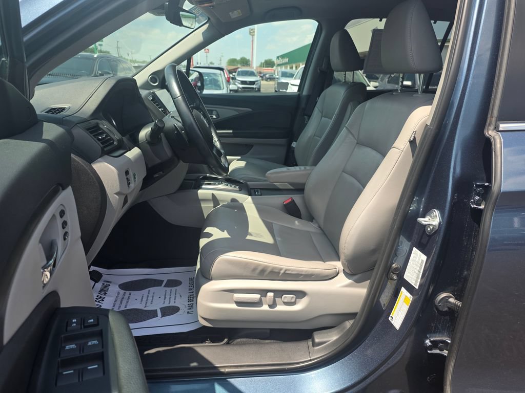 Certified 2021 Honda Pilot Special Edition image 9