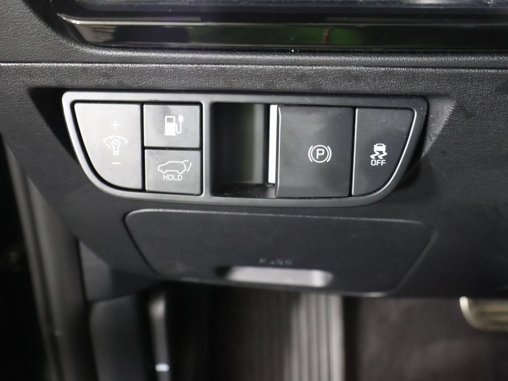 Used 2023 Kia EV6 GT-Line AWD/4WD image 39
