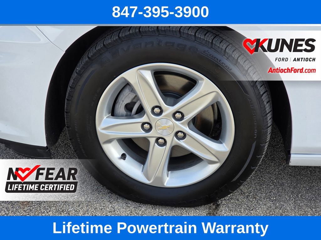 Used 2023 Chevrolet Malibu LS FWD image 12