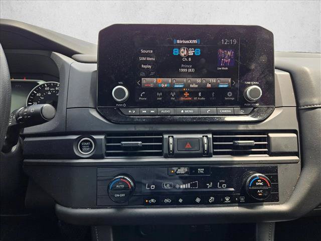 Used 2024 Nissan Pathfinder S FWD image 15