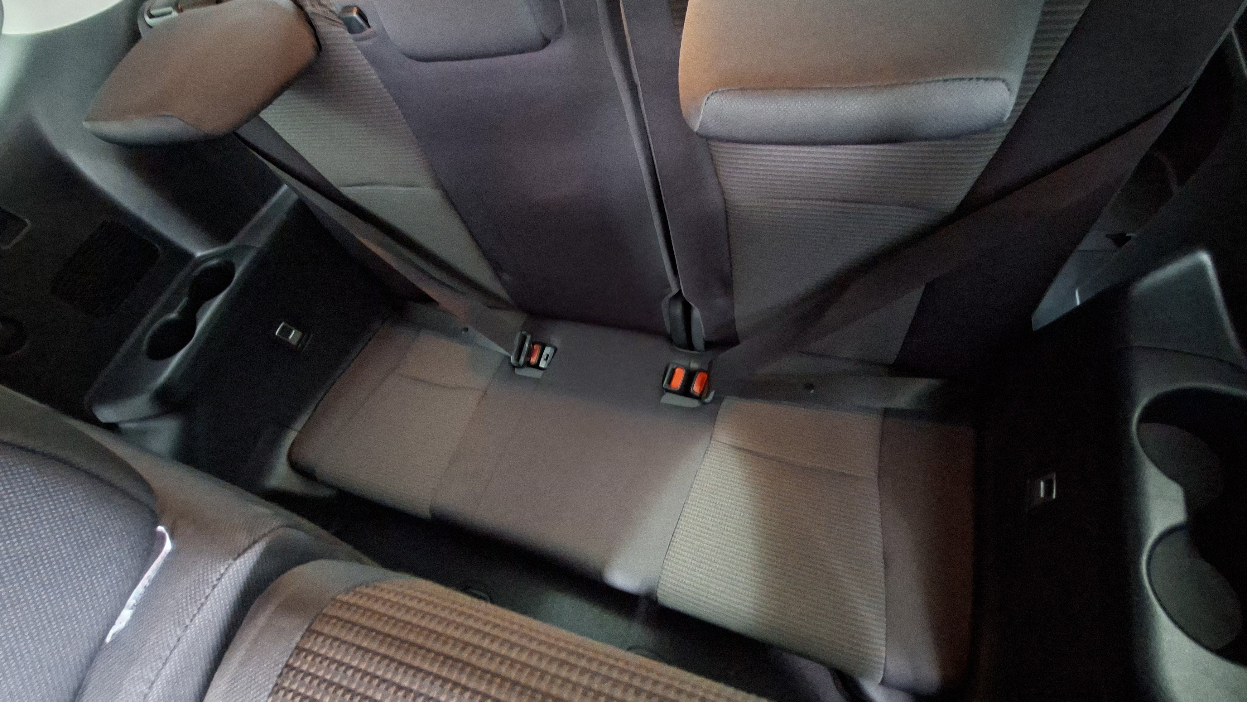 Used 2023 Toyota Highlander L image 21